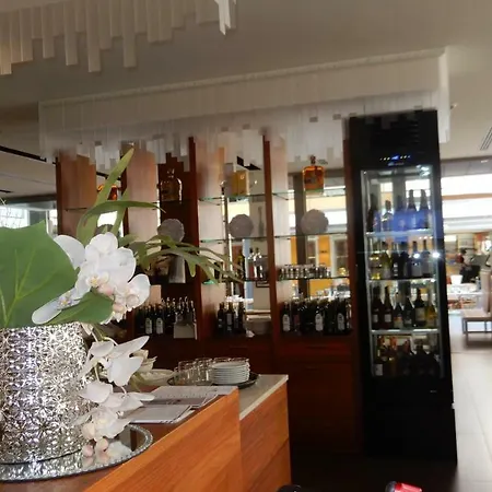 Luciana Hotel
