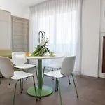 Luciana 3* Bibione