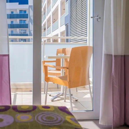 Luciana Hotel