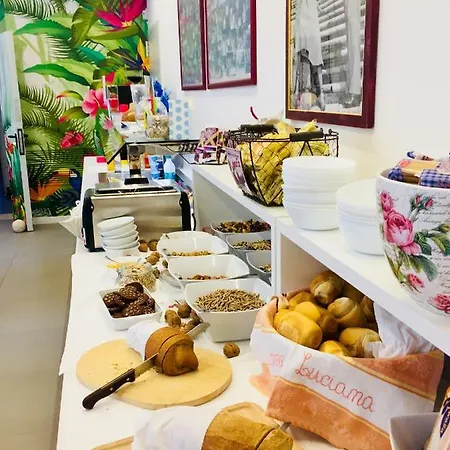 Отель Luciana Бибионе